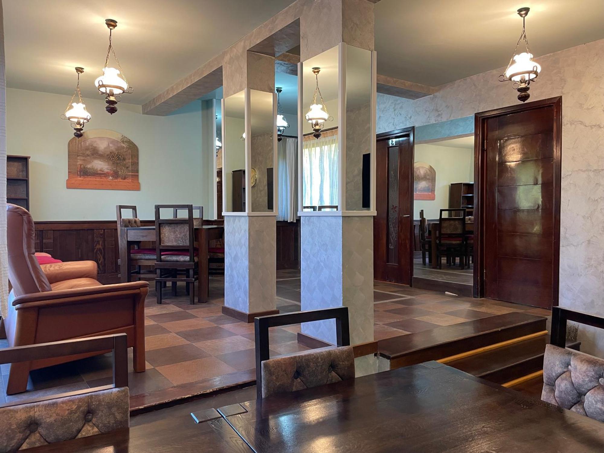 Montana Hotel Sucevita Buitenkant foto